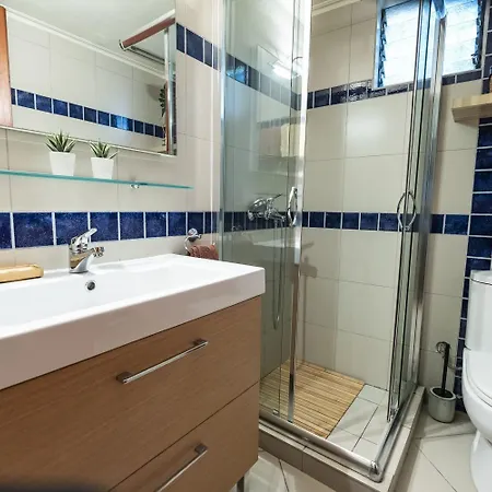 Olympia Villa *